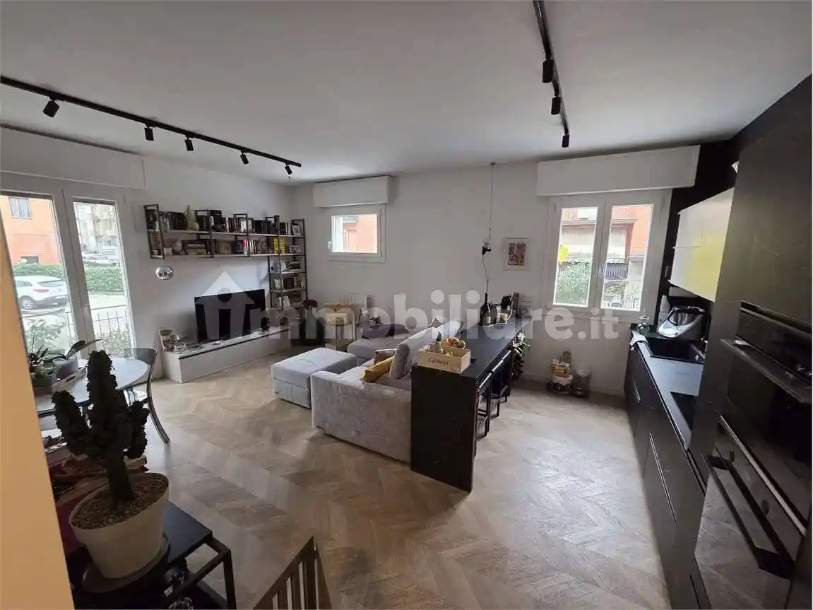 Appartamento in vendita a Casalecchio di Reno