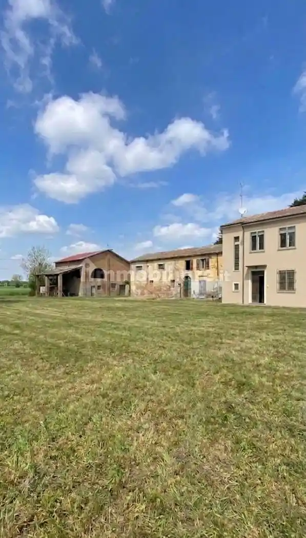 Casa indipendente in vendita a Ferrara