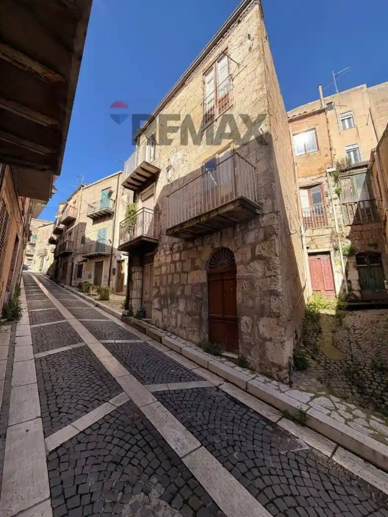 Casa indipendente in vendita a Mussomeli