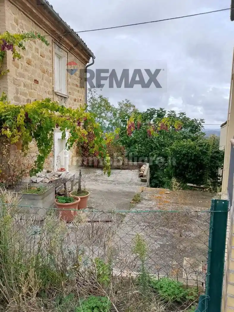 Casa indipendente in vendita a Penne