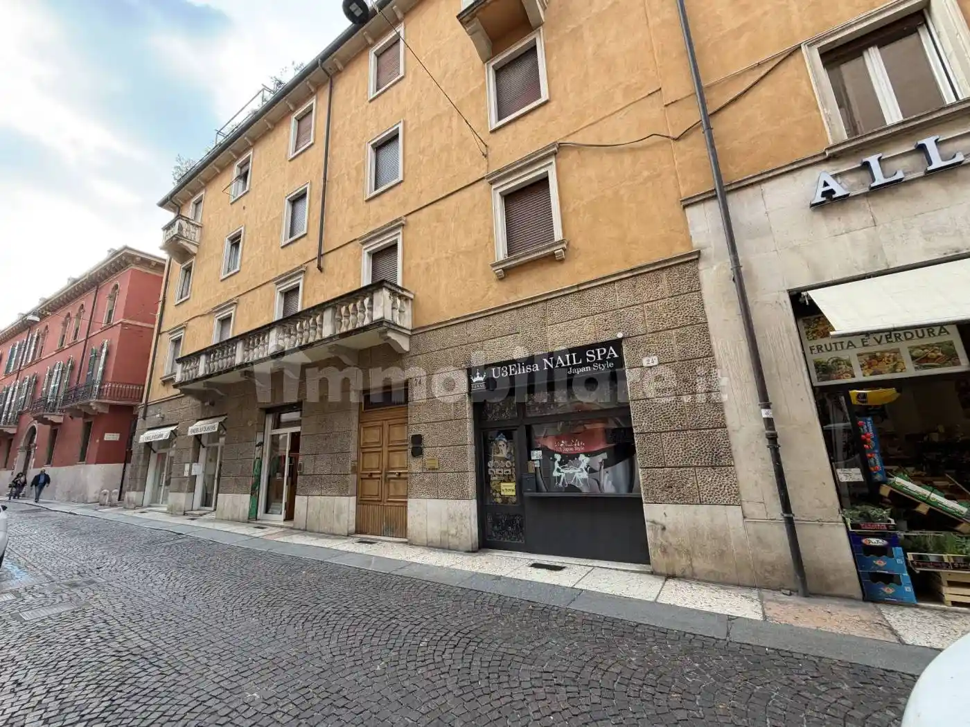 Appartamento in vendita a Verona