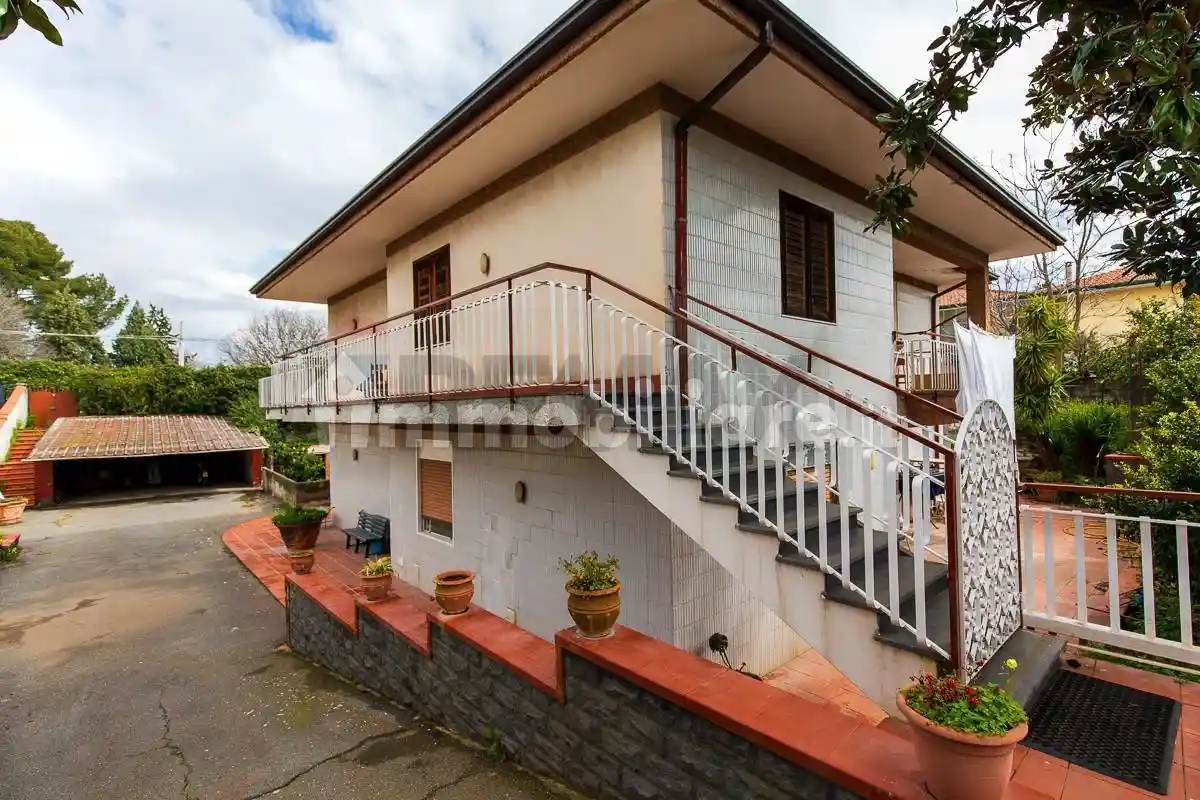 Villa in vendita a San Giovanni la Punta