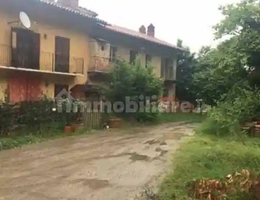 Casa indipendente in vendita a Albugnano
