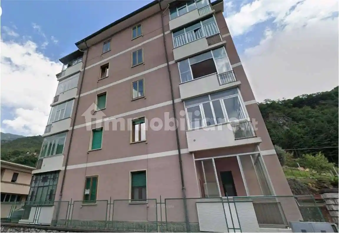 Appartamento in vendita a Cedegolo