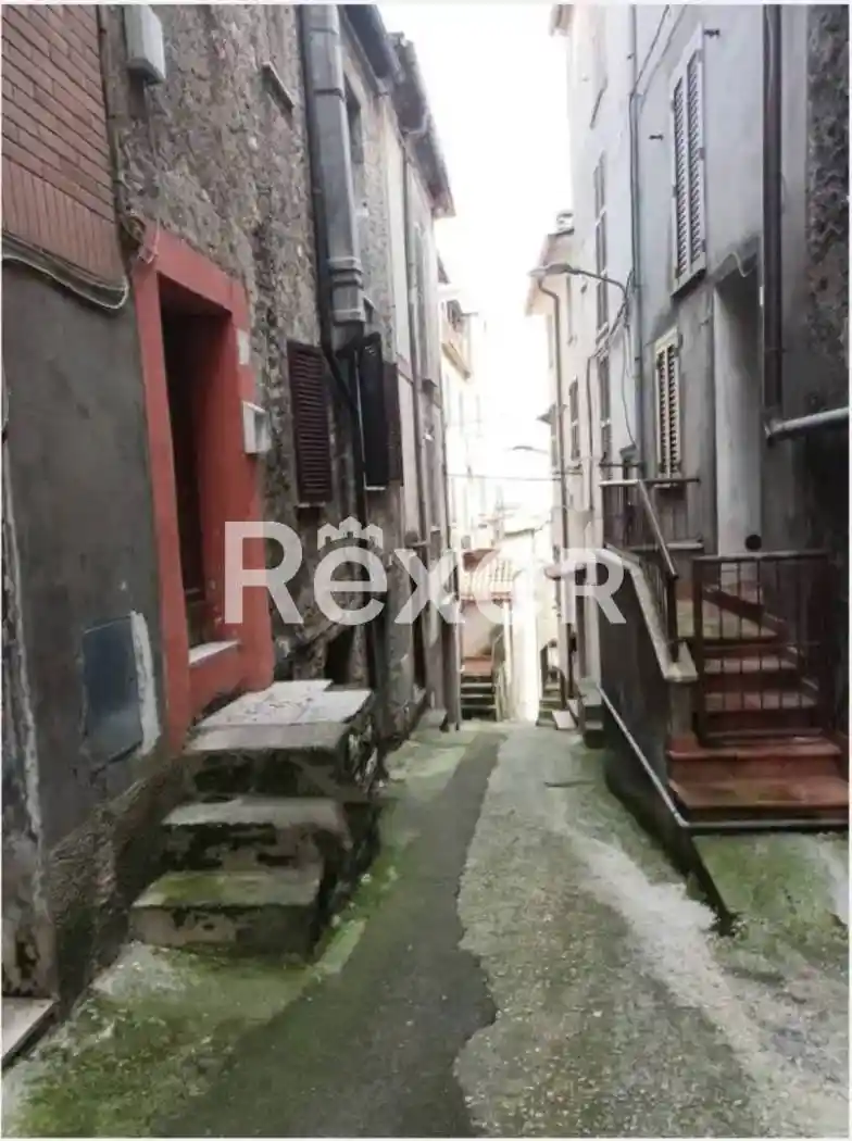 Palazzo - Edificio in vendita a Sgurgola
