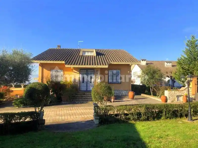 Casa indipendente in vendita a Ceprano