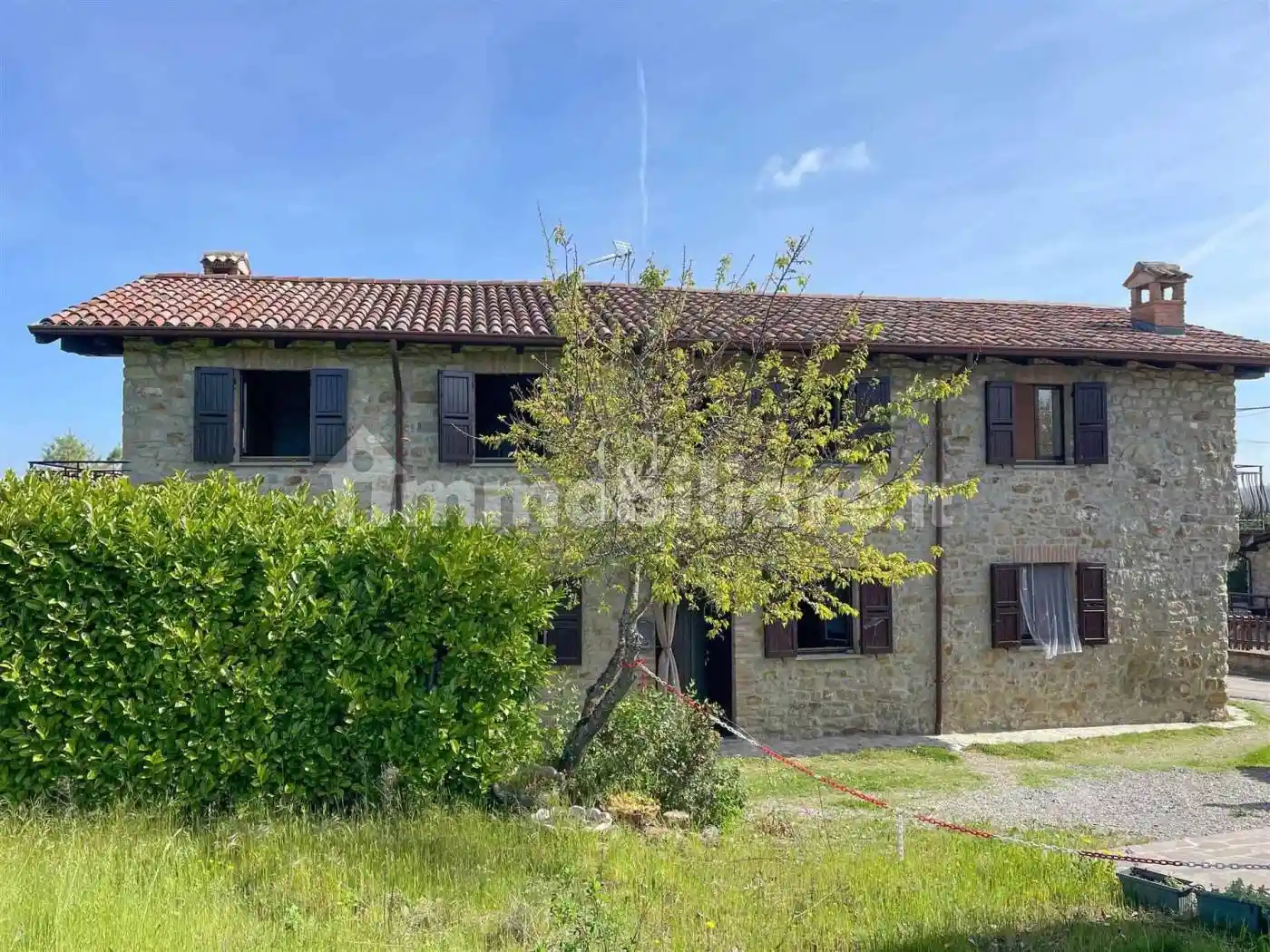 Casa indipendente in vendita a Ponte Nizza