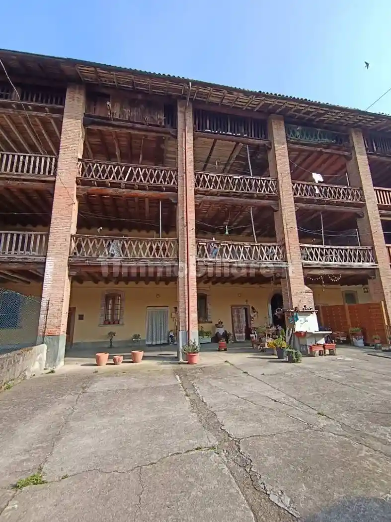 Rustico - Casale in vendita a Bariano