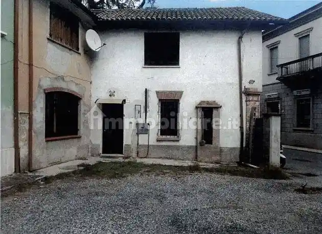 Casa indipendente in vendita a Santo Stefano Lodigiano