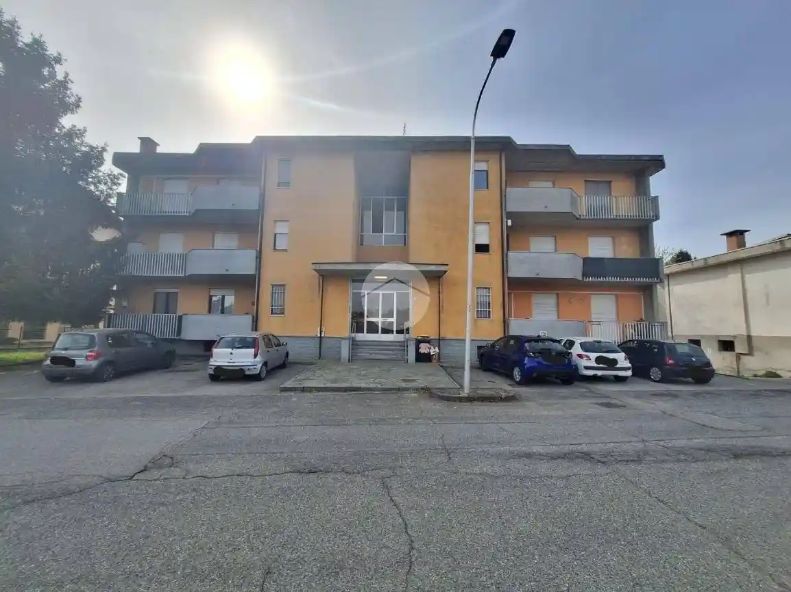 Appartamento in affitto a Romano Canavese