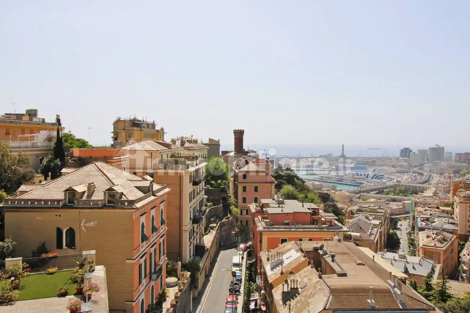 Appartamento in vendita a Genova