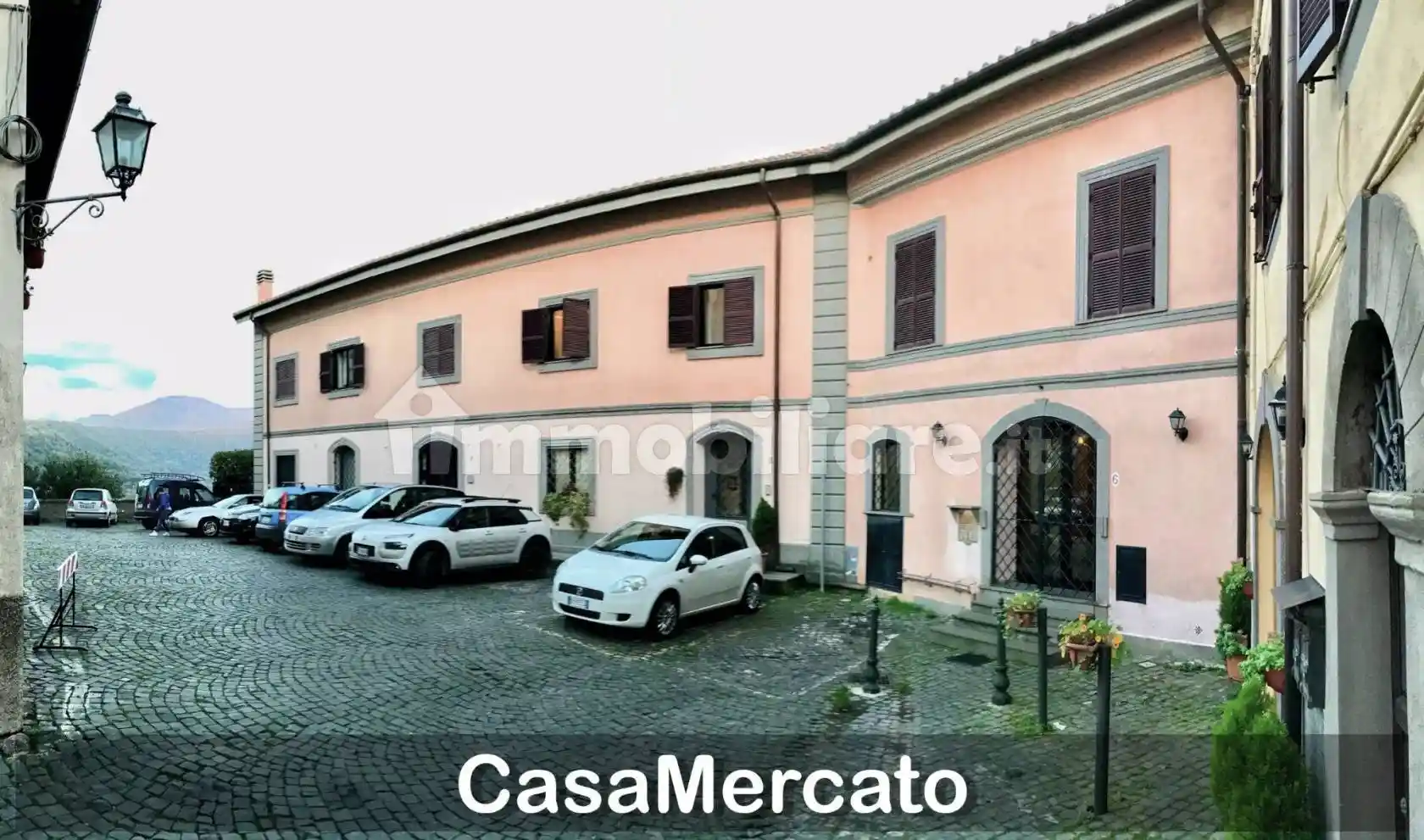 Appartamento in vendita a Genzano di Roma