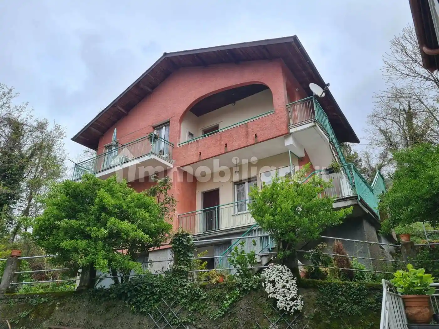 Appartamento in affitto a Borzonasca