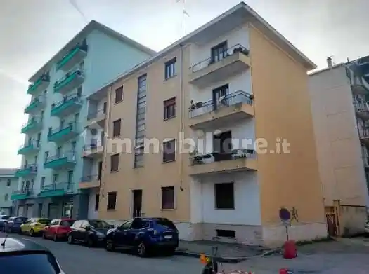 Appartamento in vendita a Novara