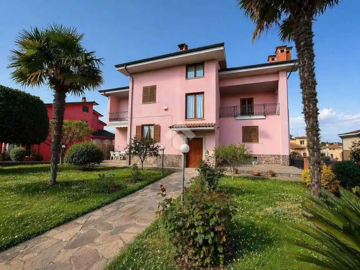 Villa in vendita a Vasanello