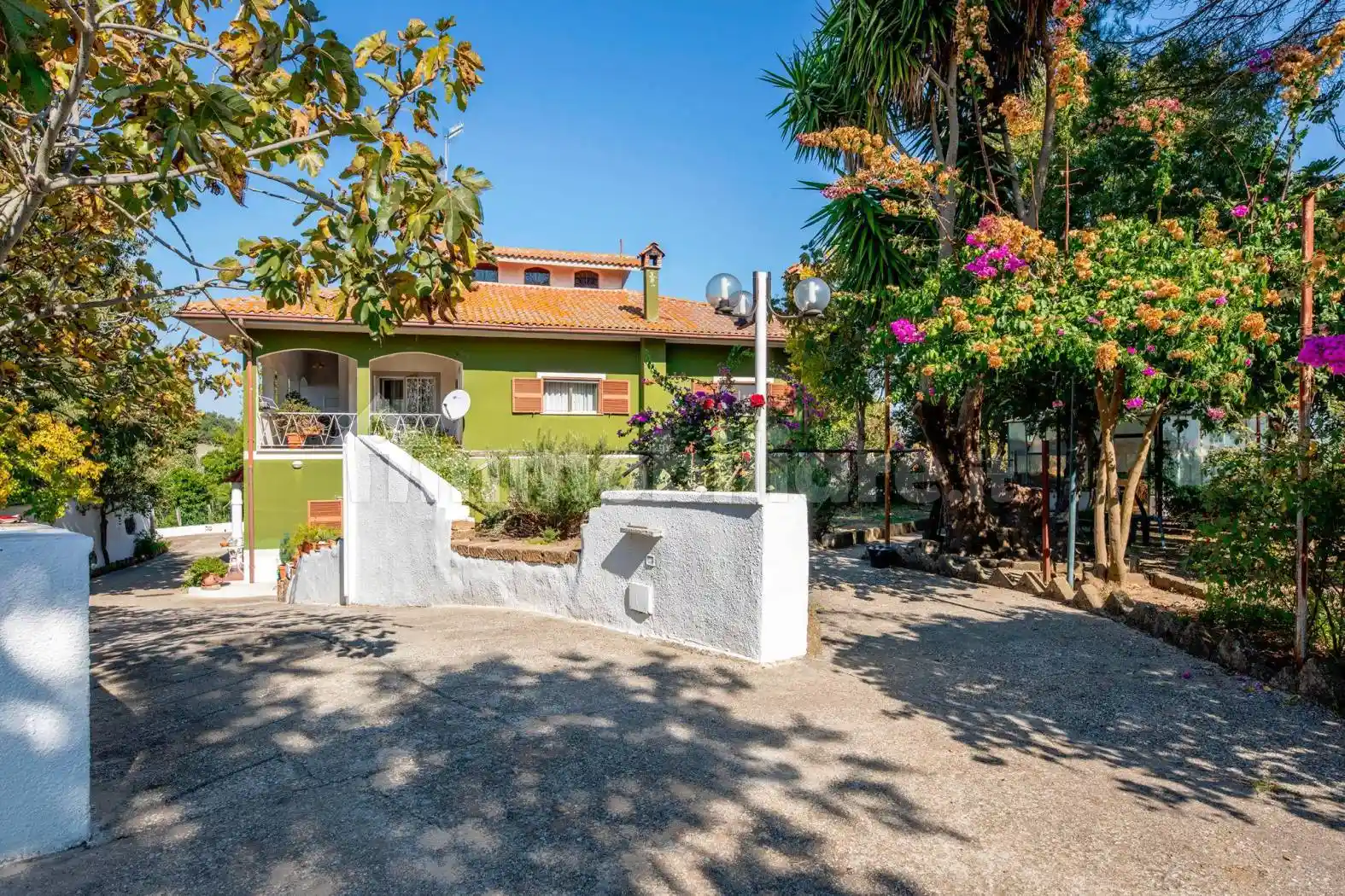 Villa in vendita a Castelnuovo di Porto