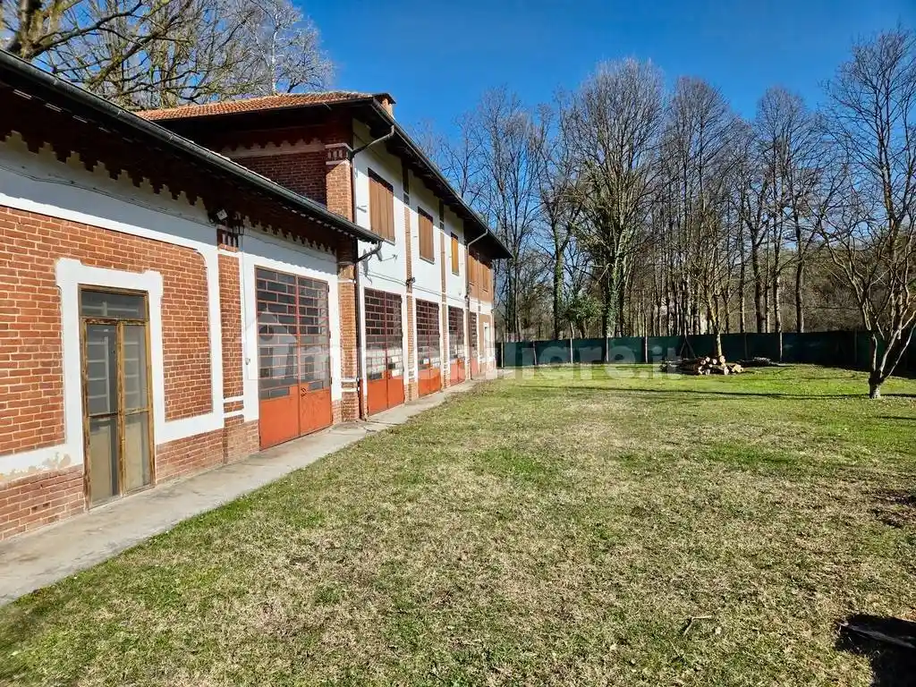 Rustico - Casale in vendita a Orbassano