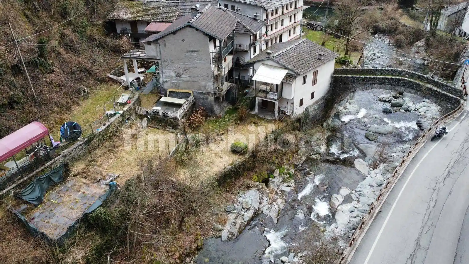 Villa in vendita a Viù