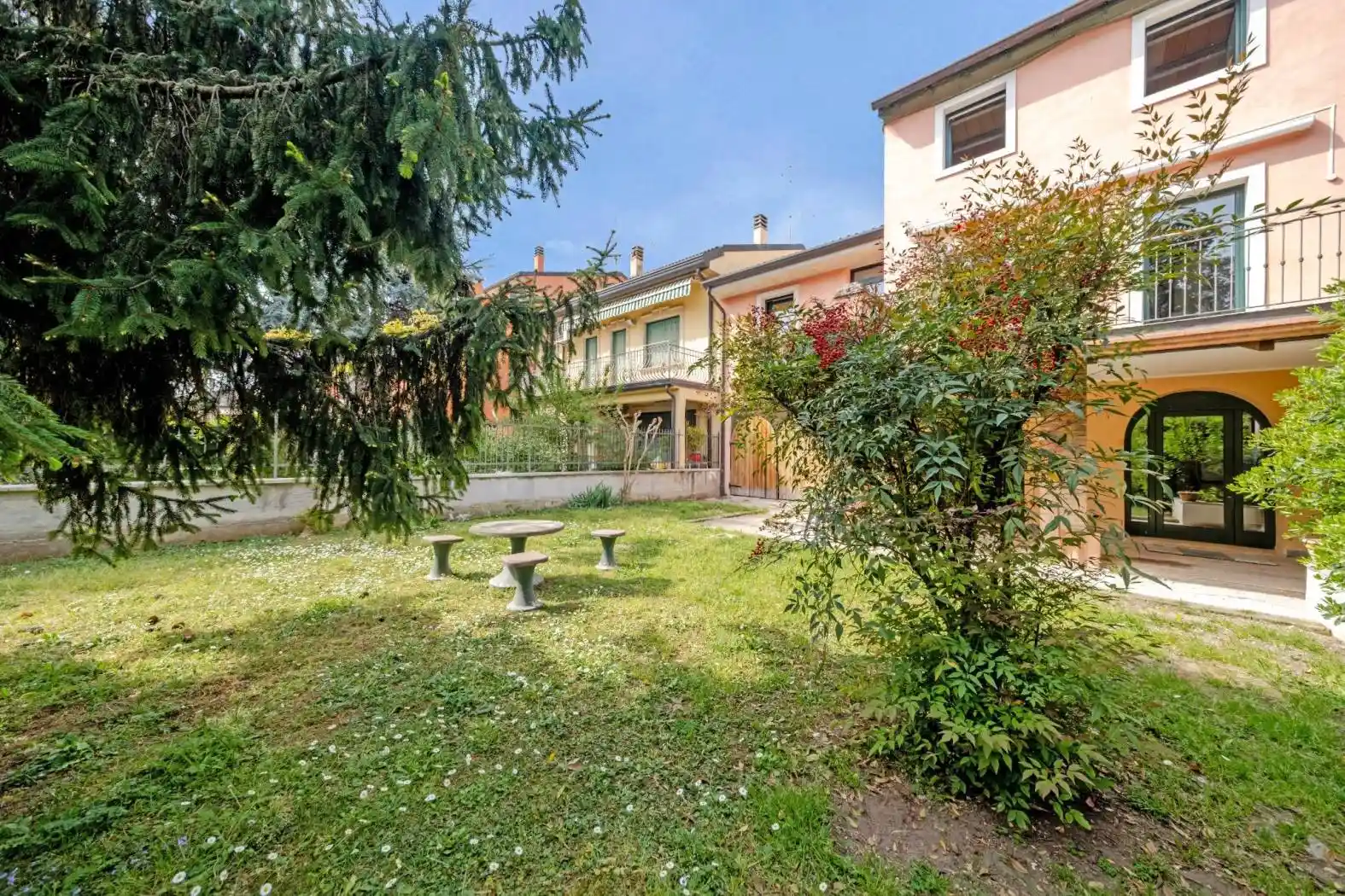 Villa in vendita a Sona