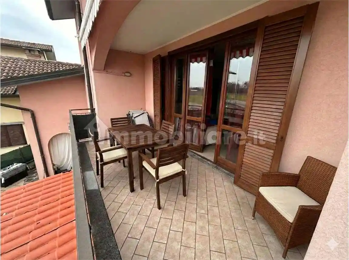 Appartamento in vendita a Cislago