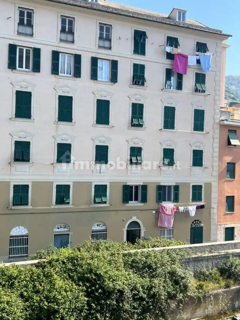 Appartamento in vendita a Genova