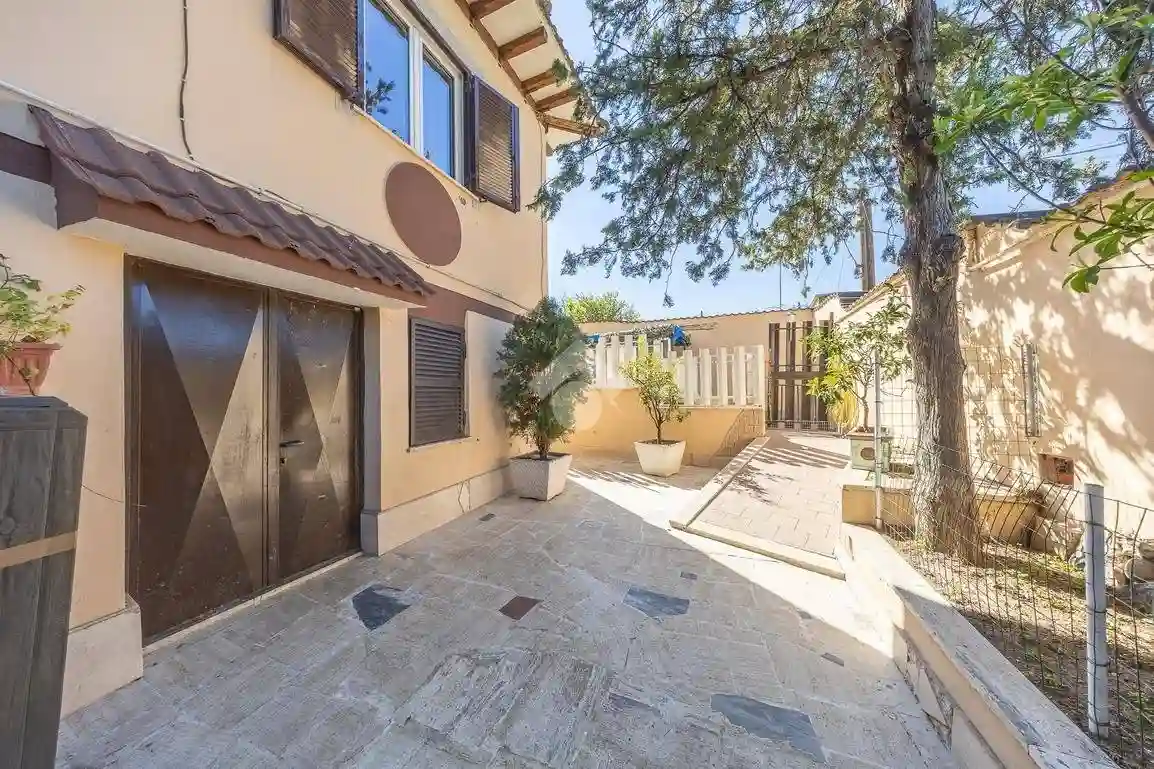 Palazzo - Edificio - foto 2