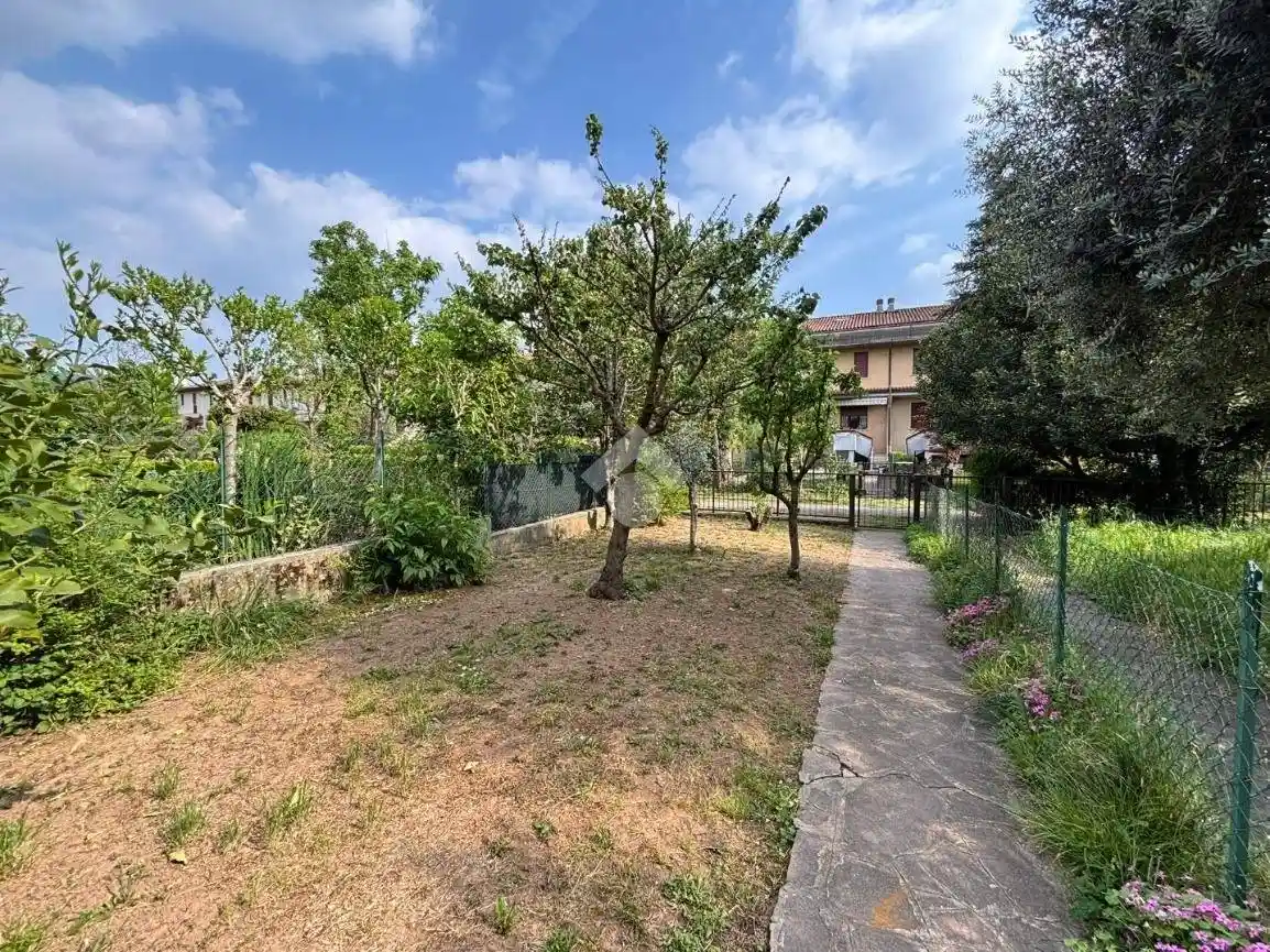 Villetta a schiera in vendita a Brescia