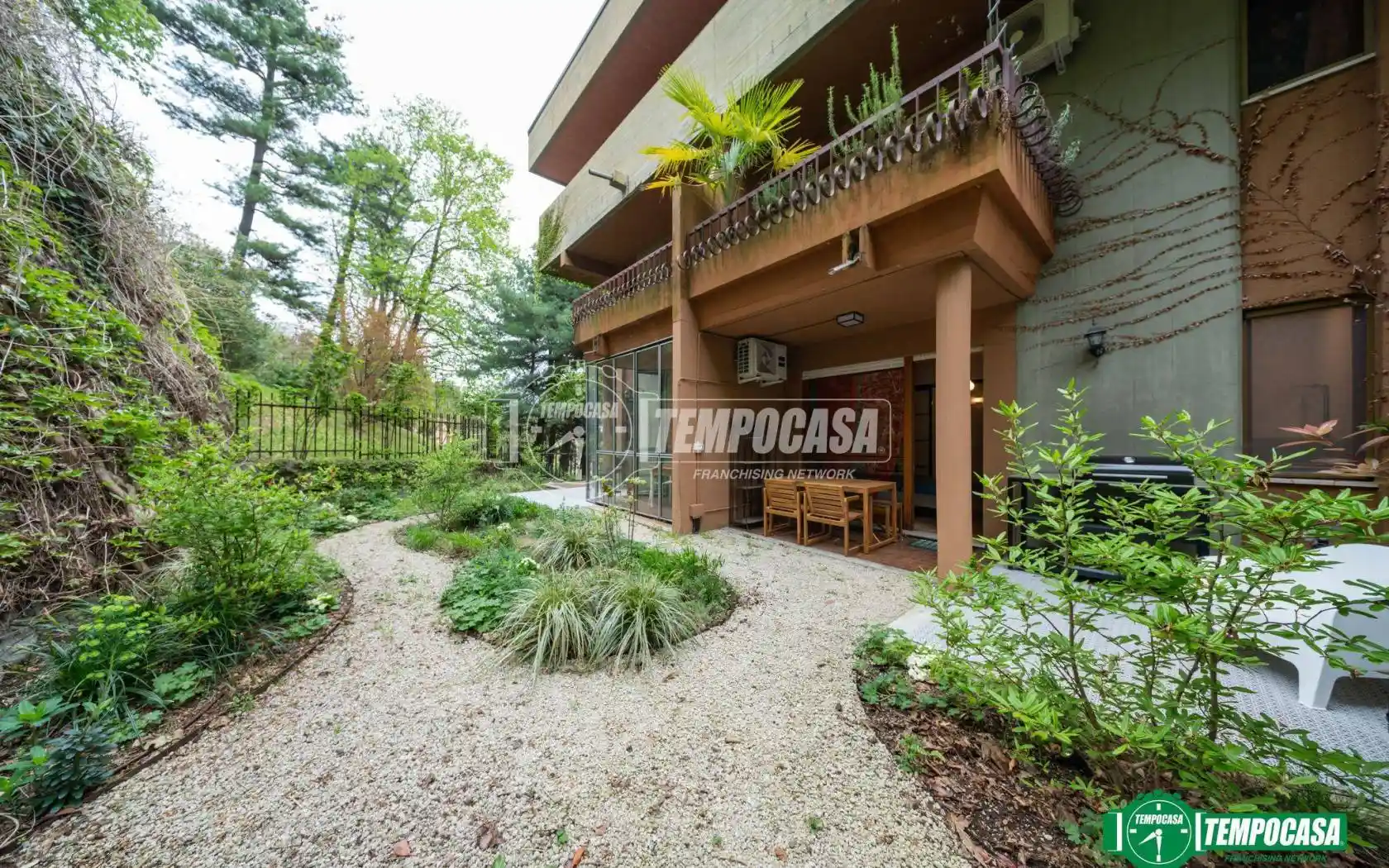 Appartamento in vendita a Lesa