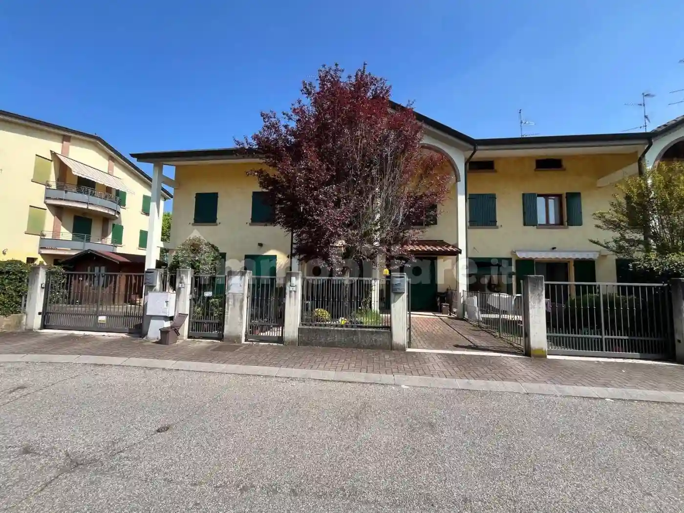 Villetta a schiera - foto 2