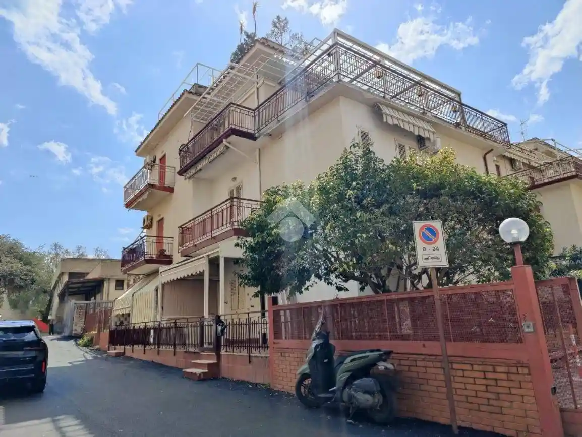 Appartamento in vendita a Giardini-Naxos