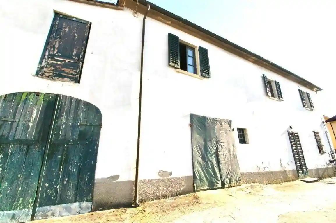 Rustico - Casale in vendita a Lamporecchio