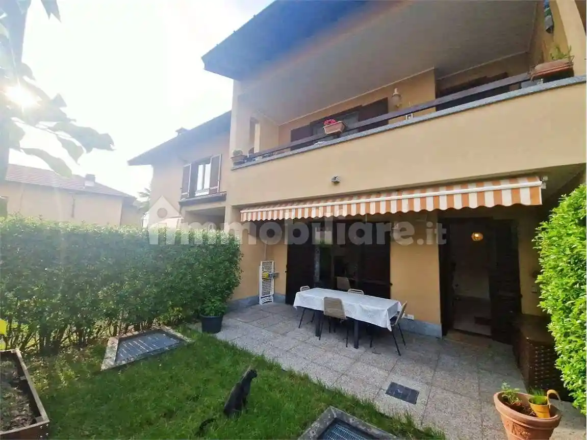 Appartamento in vendita a Monvalle