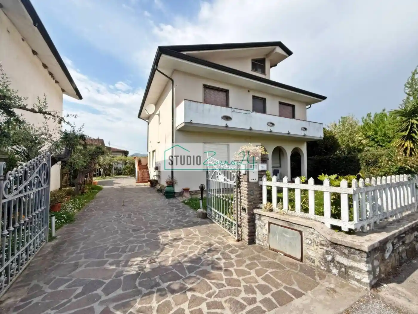 Casa indipendente in vendita a Massarosa