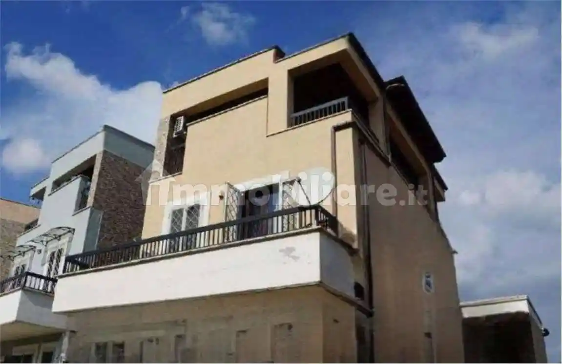 Villa in vendita a Roma