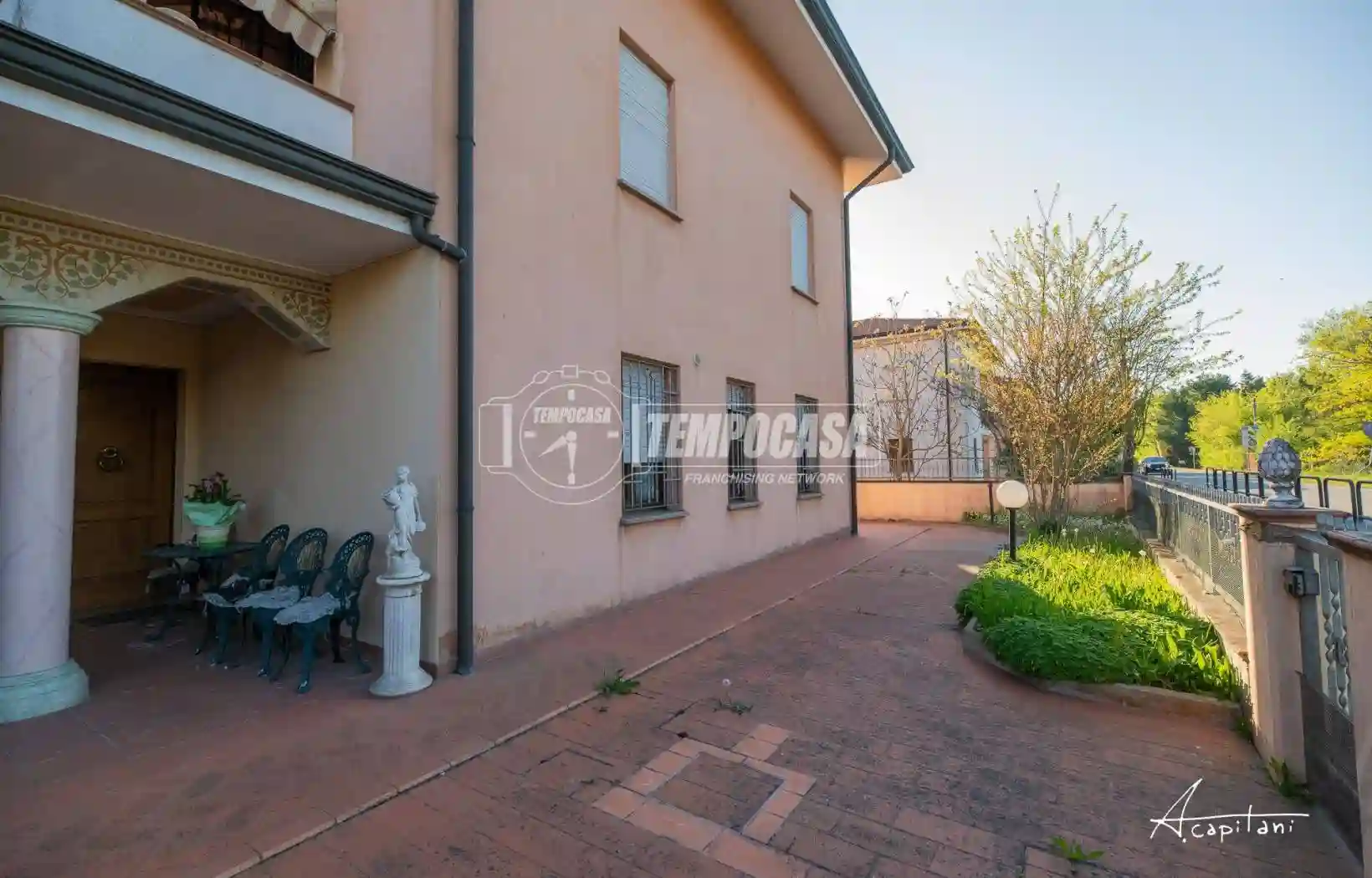 Villa - foto 2