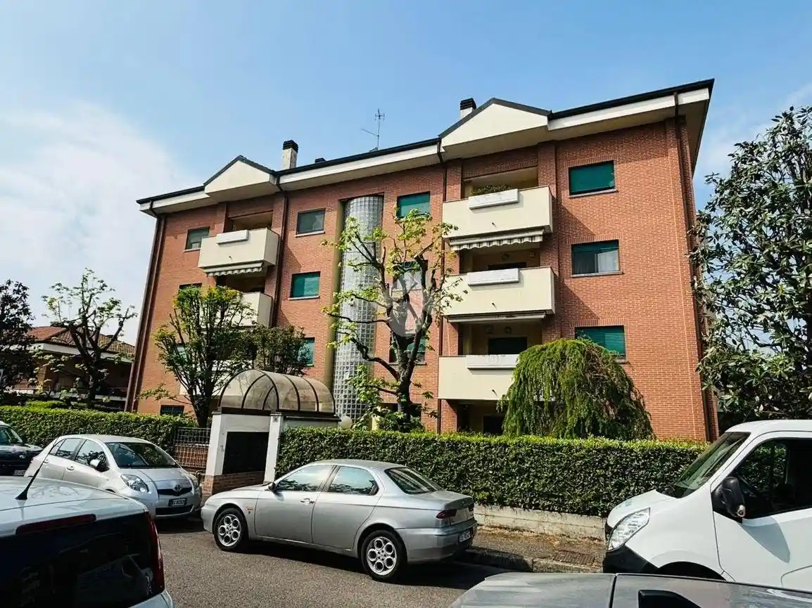 Appartamento in vendita a Rho