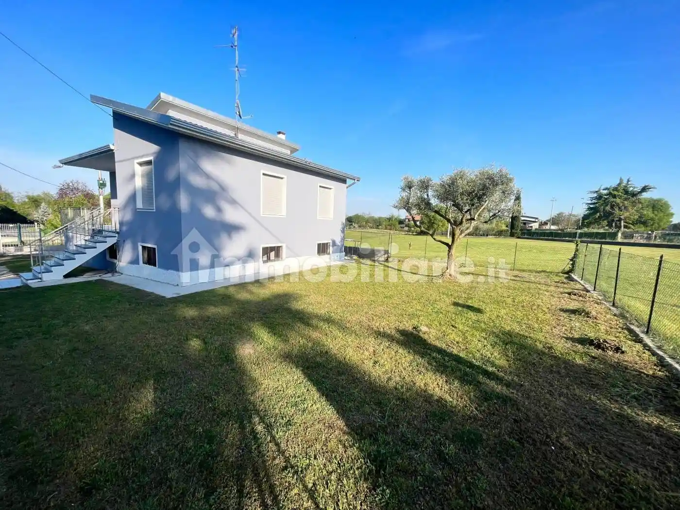 Villa in vendita a Desenzano del Garda