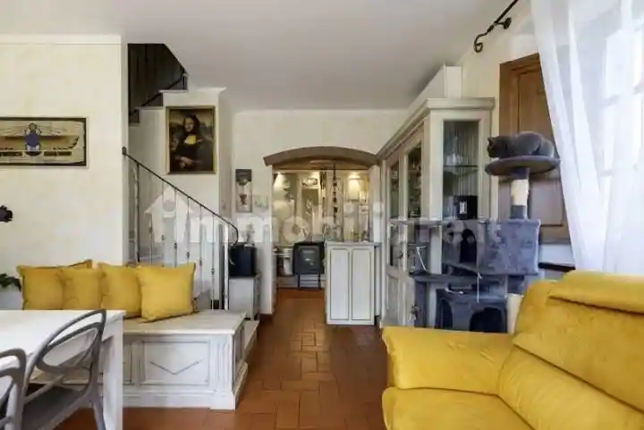 Casa indipendente in vendita a Seravezza