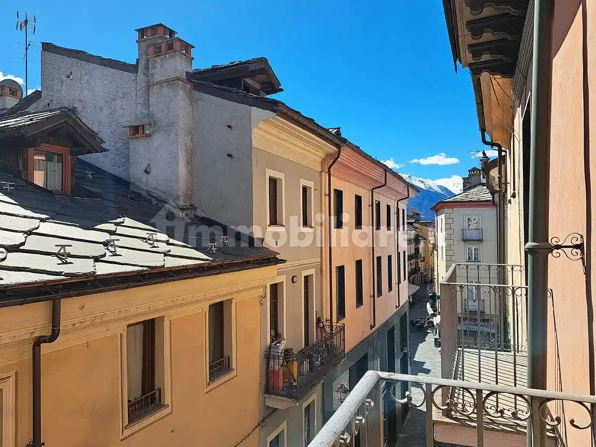 Appartamento in vendita a Aosta