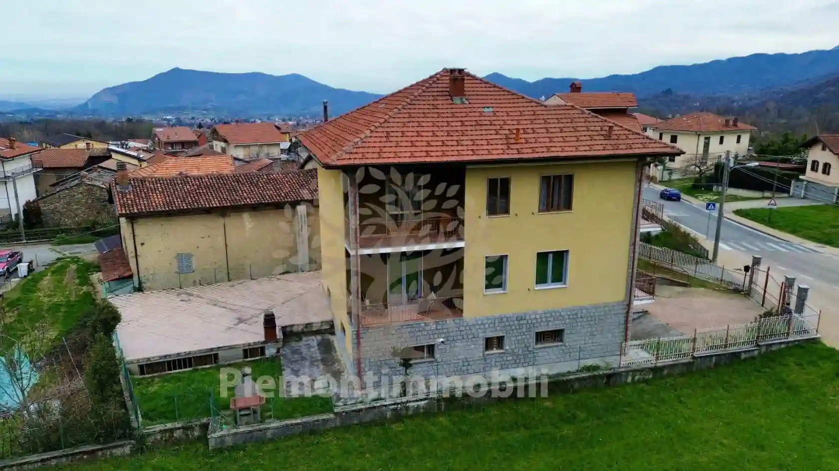 Villa - foto 2