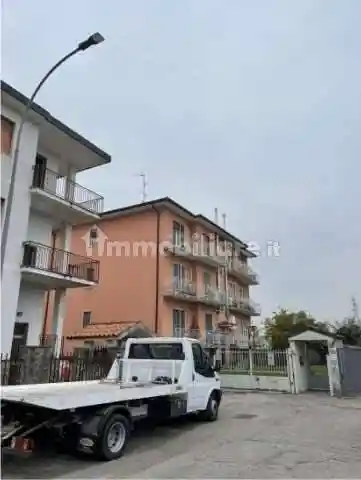 Appartamento in vendita a Pogliano Milanese