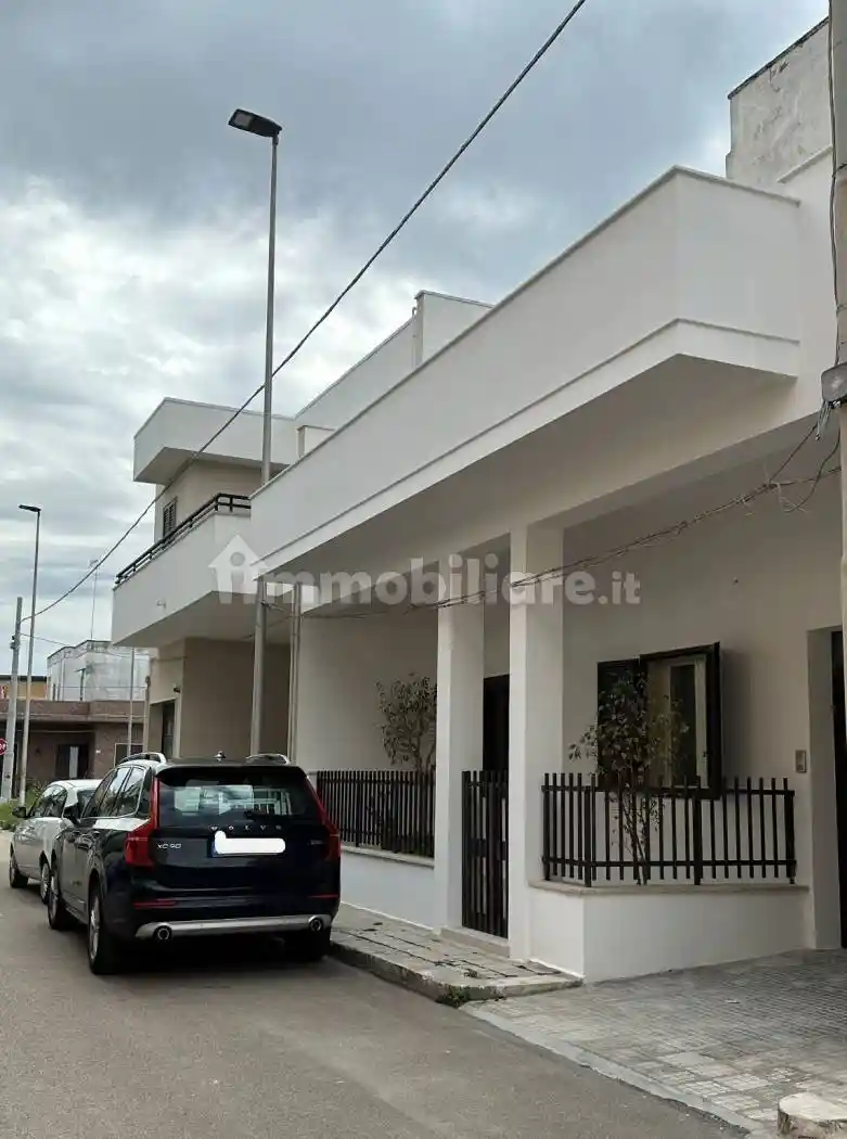 Villetta a schiera in vendita a Leverano