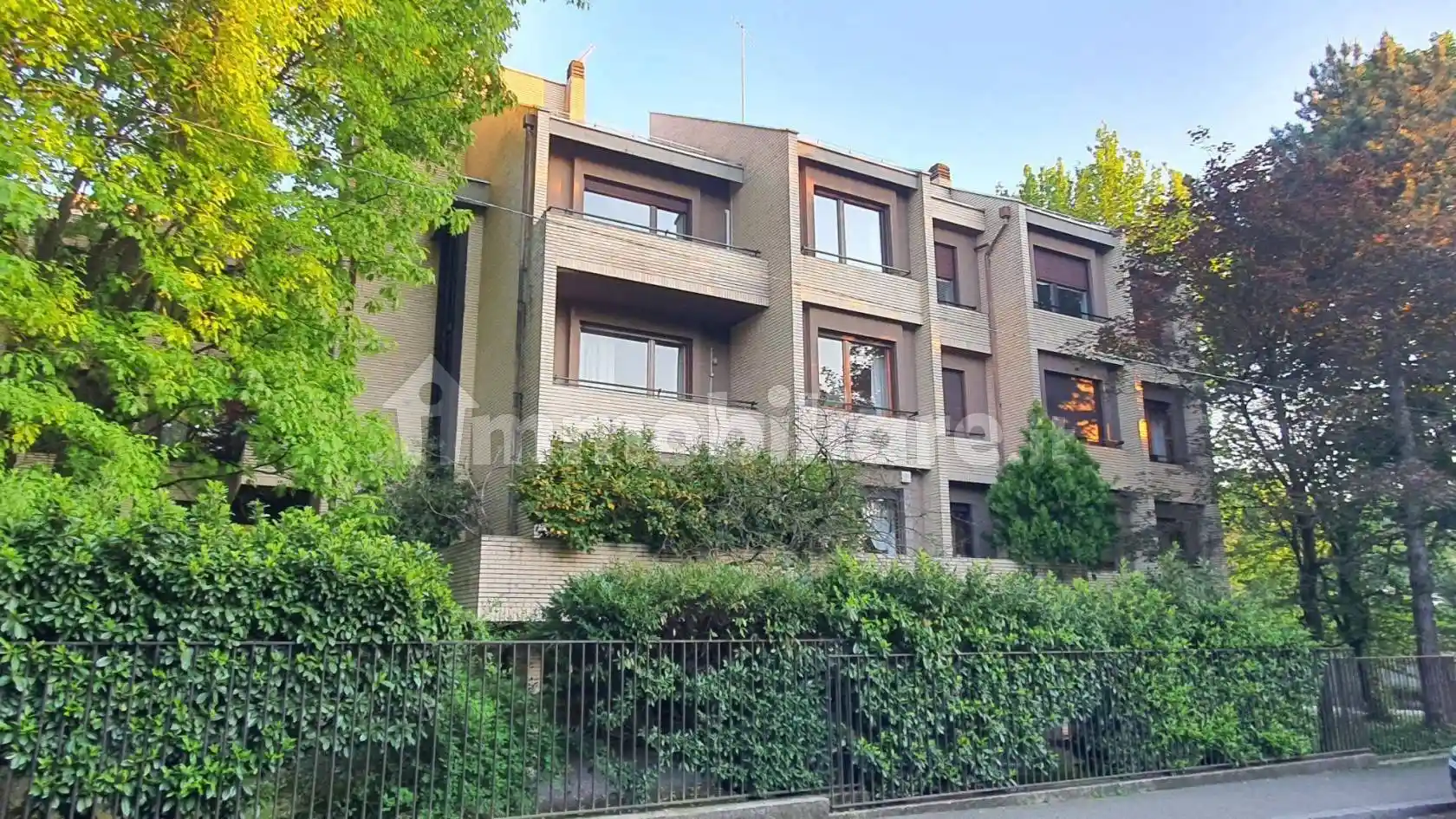 Appartamento in vendita a Monza