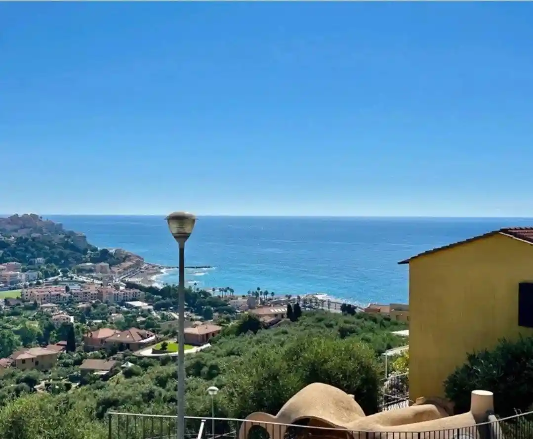 Villa in vendita a Imperia