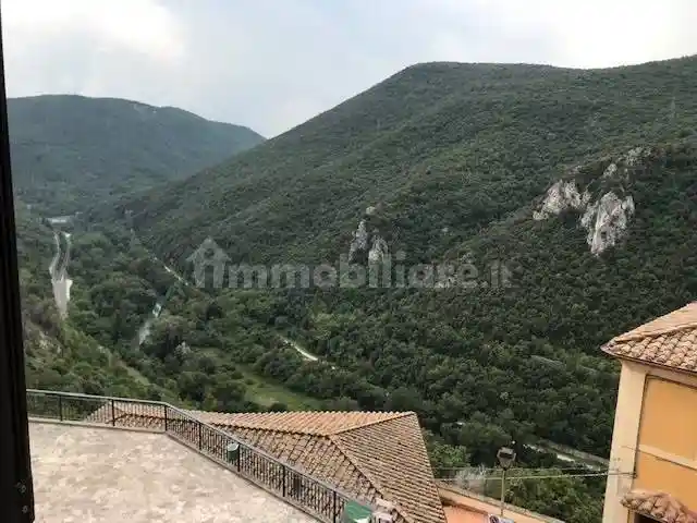 Appartamento in vendita a Narni
