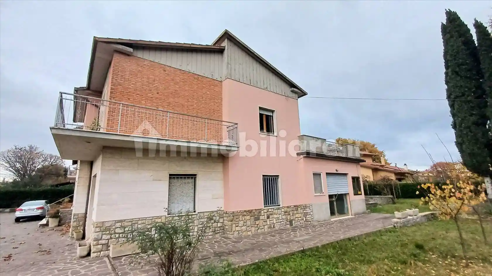 Casa indipendente in vendita a Sarteano