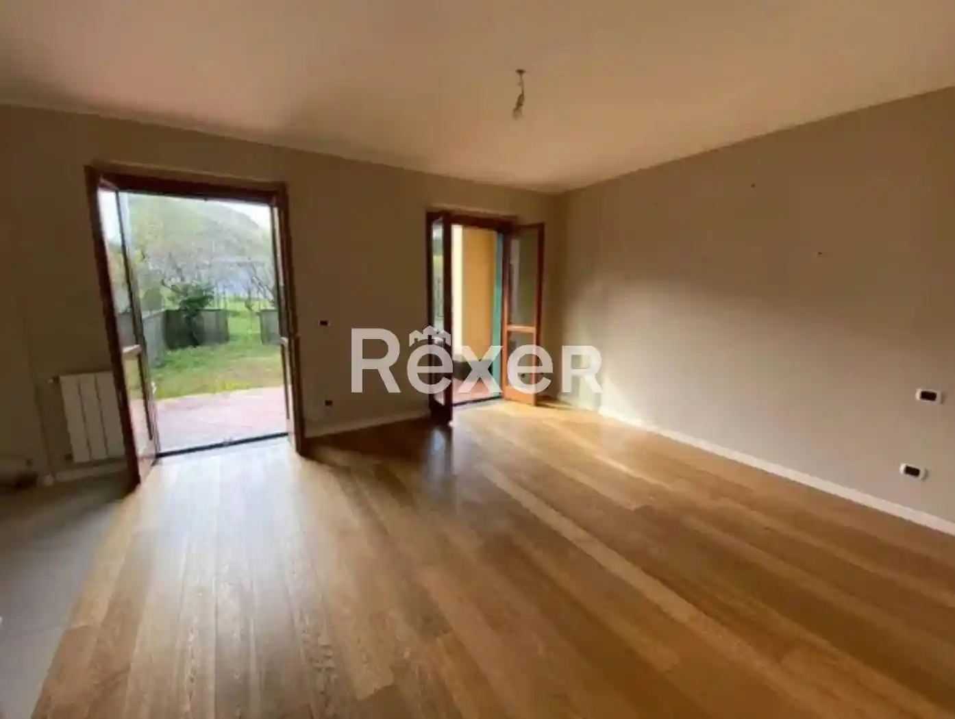 Appartamento in vendita a Mezzanego