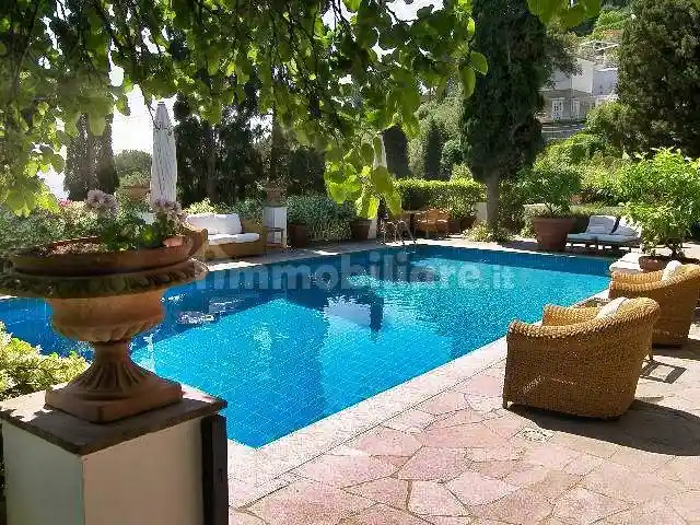 Villa in affitto a Capri