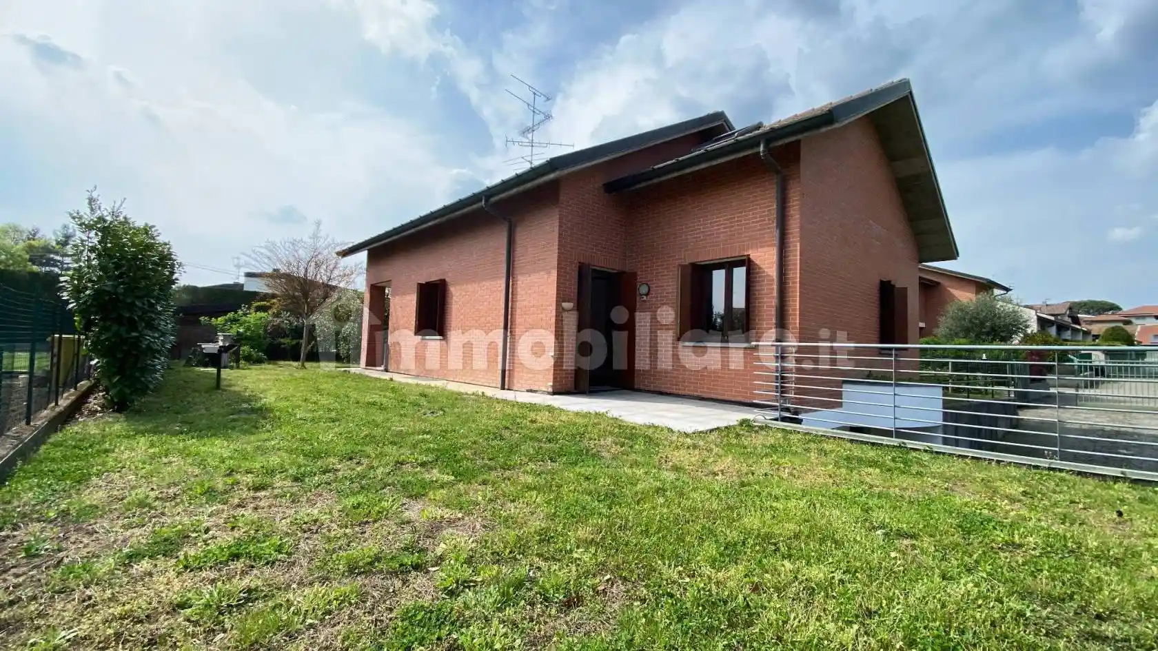 Villa in vendita a Besnate