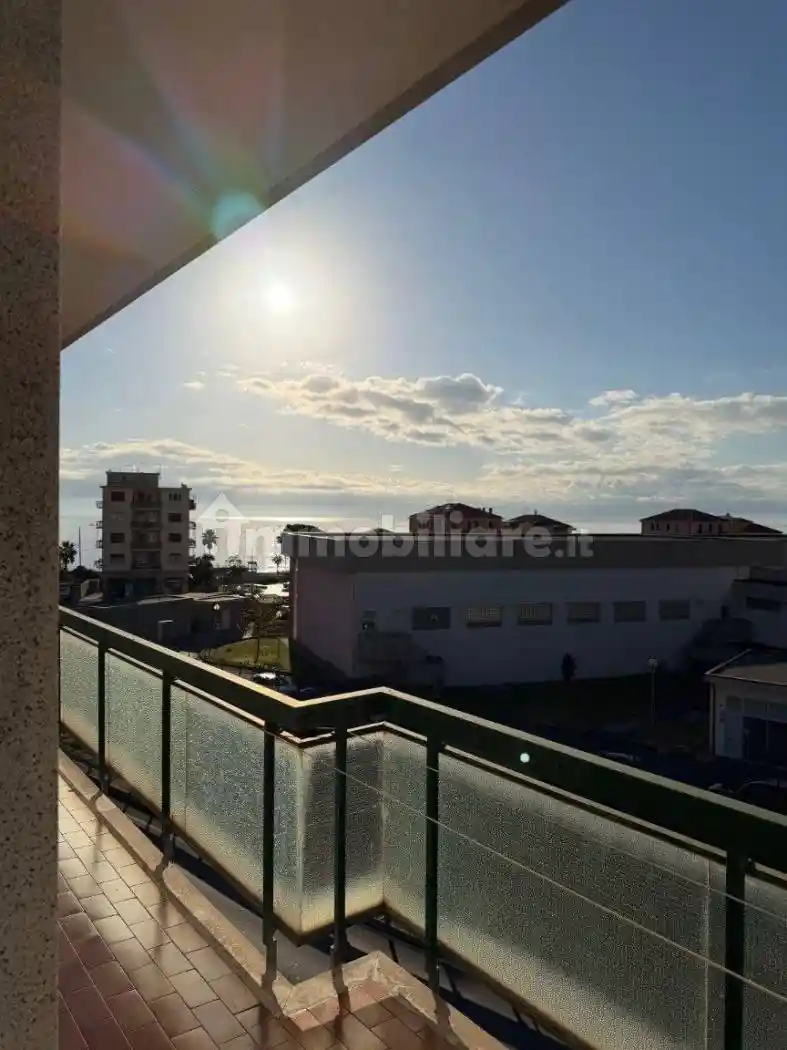 Appartamento in vendita a Pietra Ligure